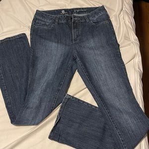 Liza Claiborne stretchy bootcut size 8T
